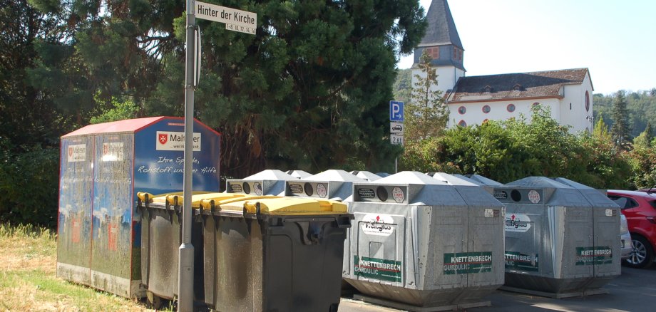 Containerplatz Hinter der Kirche in Seeheim