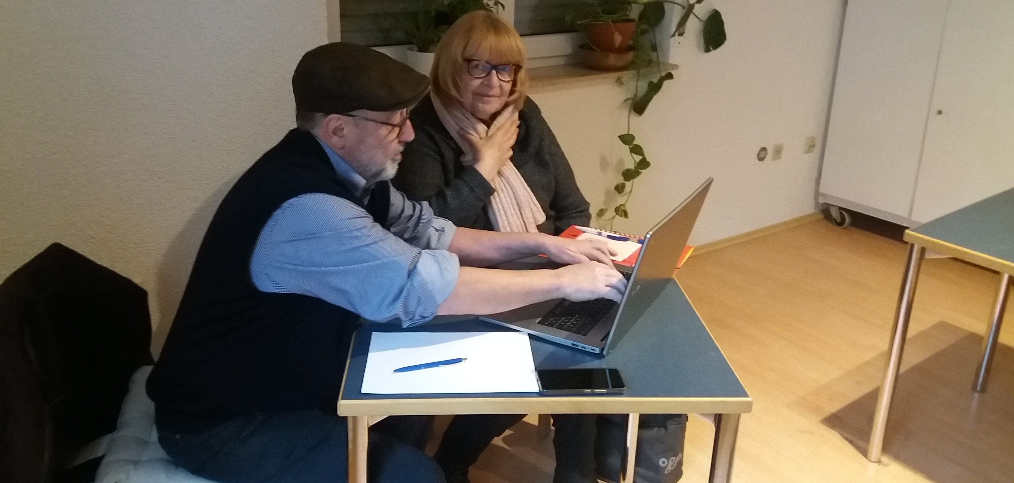 Digitalsprechstunde für Senioren