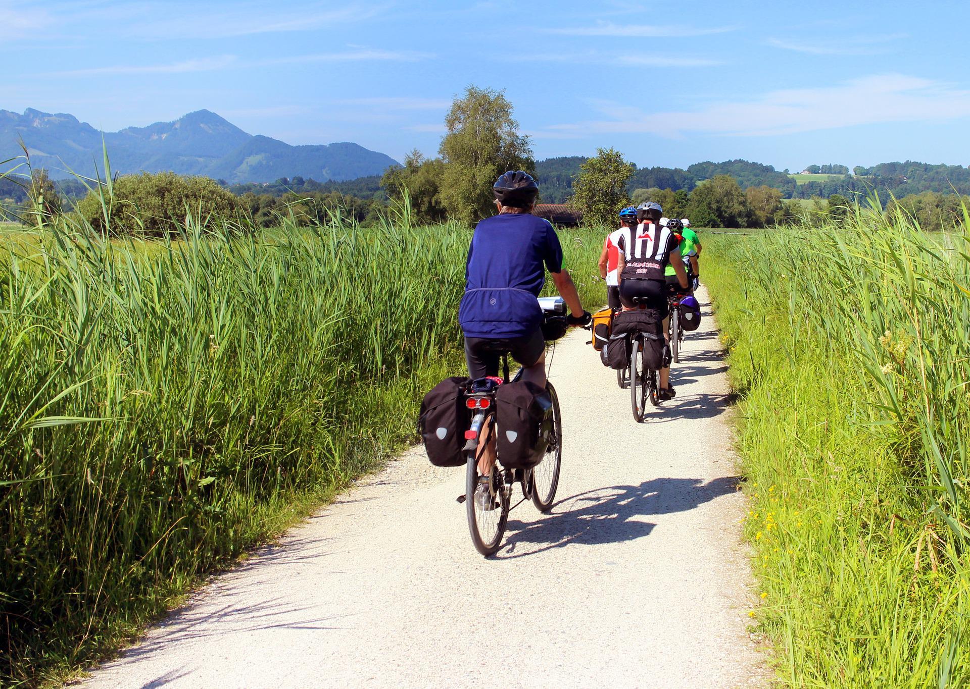 Fahrradfahrer auf Tour Fahrradfahrer auf Tour