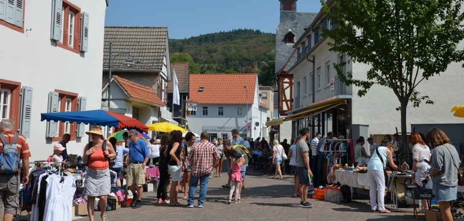 Flohmarkt auf dem Sebastiansmarkt 