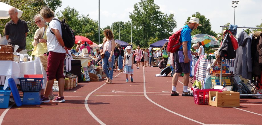 6. Seeheimer Flohmarkt im Christian-Stock-Stadion