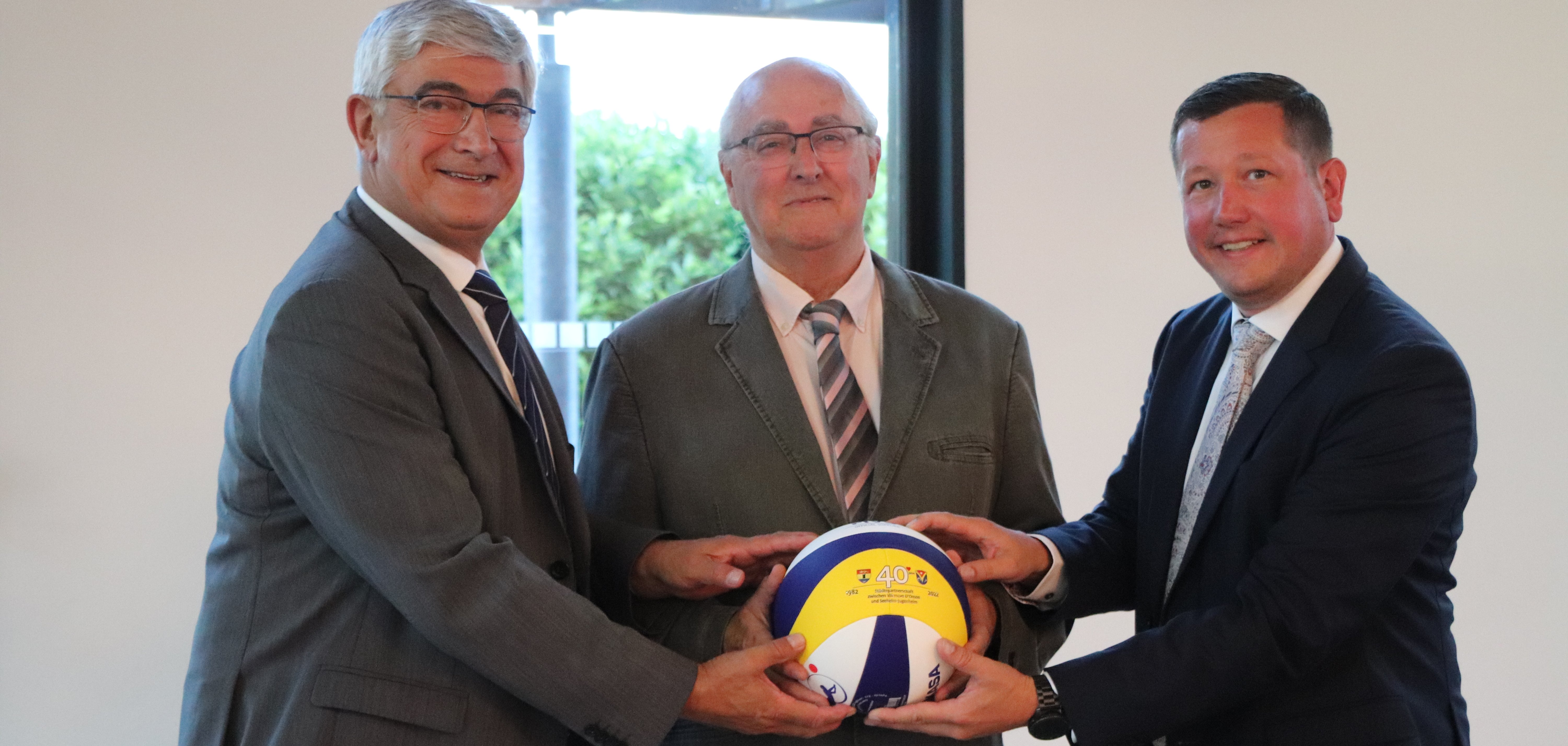 40 Jahre Städtepartnerschaft mit Villenave D'Ornon 40 Jahre Städtepartnerschaft mit Villenave D'Ornon