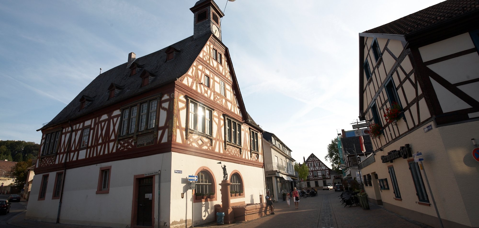 Altes Rathaus Seeheim´s Altes Rathaus am Sebastiansmarkt