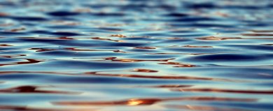 Wasser Wasser und Wellen